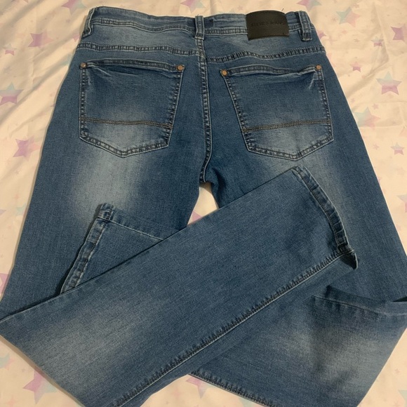 Men's stretch denim jeans in blue, size 30/32. Made in China. - Picture 3 of 5